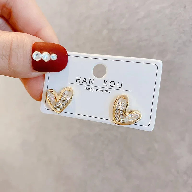 Love Heart Pearl Earrings for Women Fashion Artificial Pearl Round Stud Earrings Elegant Wedding Jewelry Valantine Day Gifts