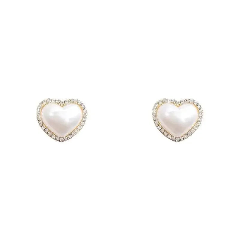 Love Heart Pearl Earrings for Women Fashion Artificial Pearl Round Stud Earrings Elegant Wedding Jewelry Valantine Day Gifts