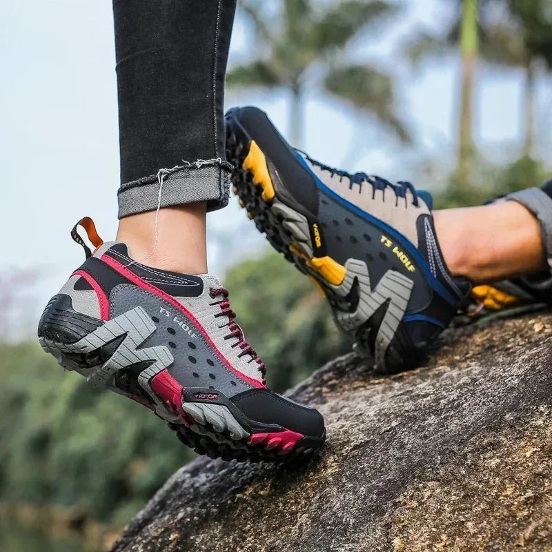 2025 Spring New Outdoor Couple Trekking Shoes Men Waterproof Hiking Shoes Mountain Boots Genuine Leather Woodland Unisex Shoes