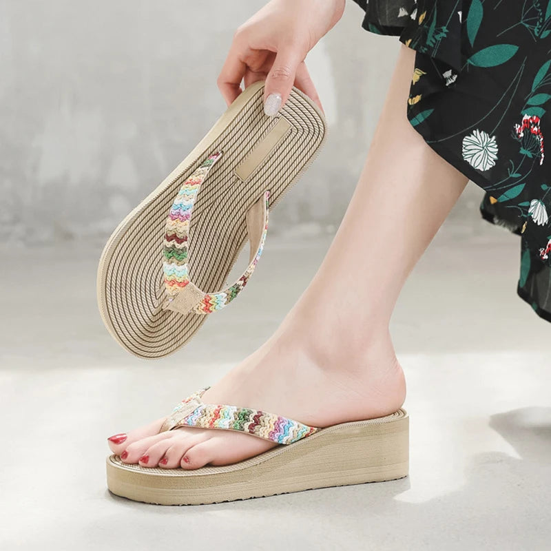 Imitation Straw Flip-flops For Women's Summer Fashion Outerwear Wedge Beach Flip-flops With Sticky Handmade Floral Slippers