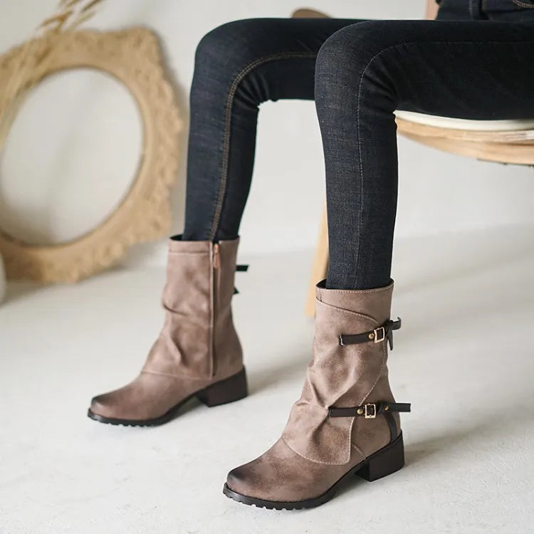 ZawsThia Winter women's military-style boot with buckle and low chunky heel.