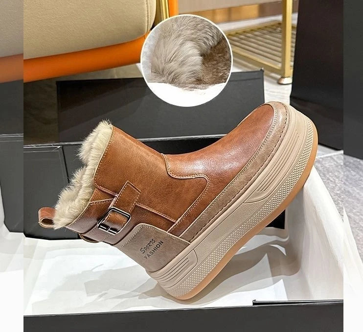 Women's winter snow boots, comfortable cotton, warm and perfect for slipping.