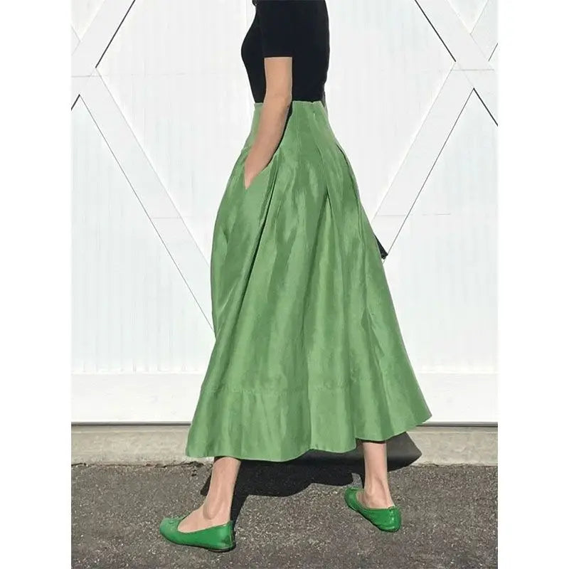 French elegant retro green umbrella skirt, temperament .