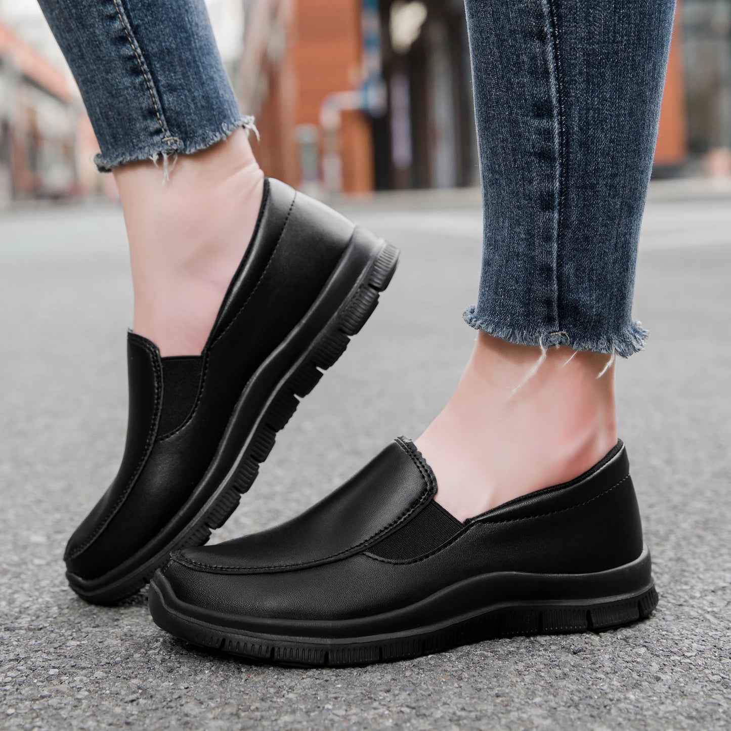 Women's Nurse Shoes.