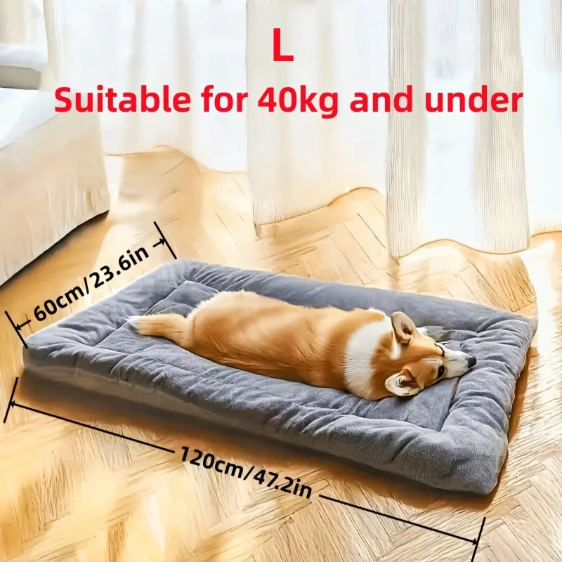 Large sleeping mat for dogs, ideal for winter, keeps their body warm.