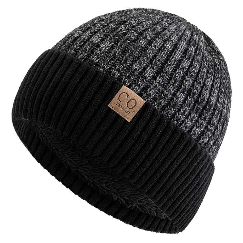 New unisex two-tone winter hats with faux fur lining for men and women.