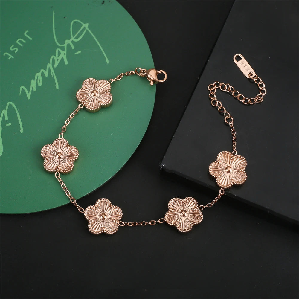 Shining Plum Blossom Plant Five Leaf Plant Single Flower Jewellery Bracelet Necklace Earrings Set Ladies Stainless Steel Clover