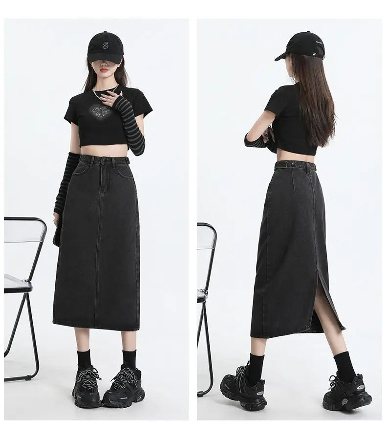 Retro women's denim dress with a high waist and slimming effect.