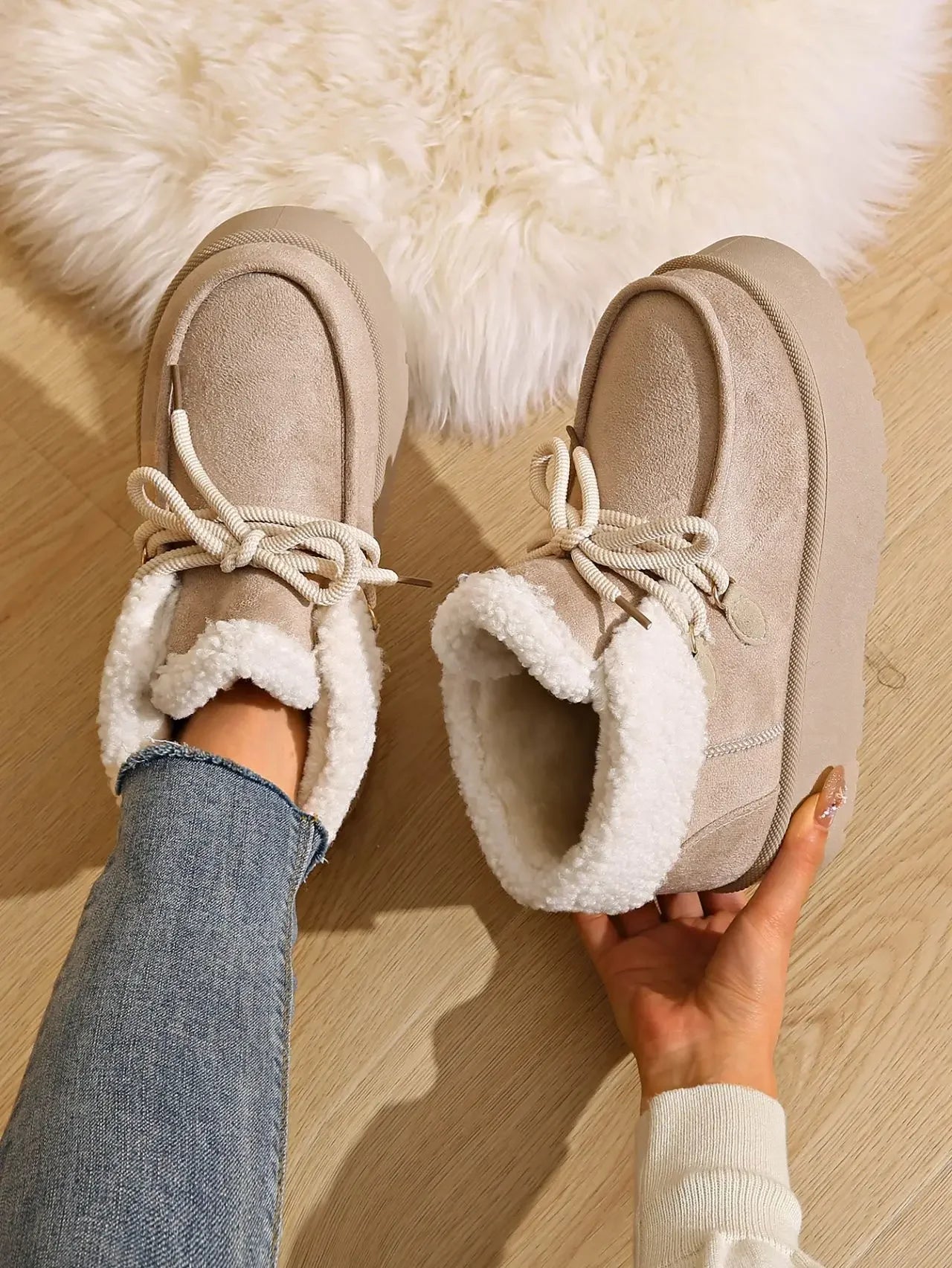 Women's Winter Snow Boots.