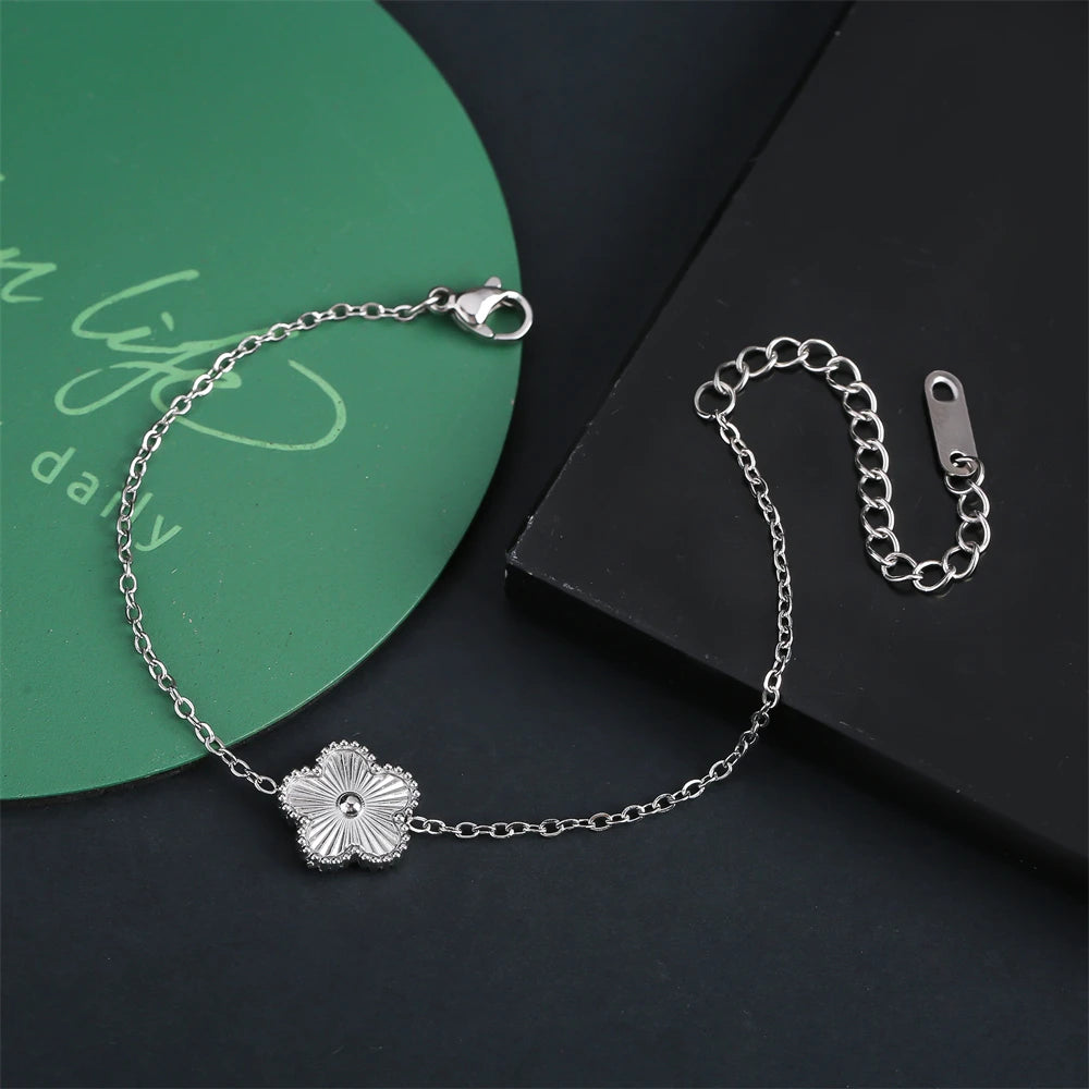 Shining Plum Blossom Plant Five Leaf Plant Single Flower Jewellery Bracelet Necklace Earrings Set Ladies Stainless Steel Clover