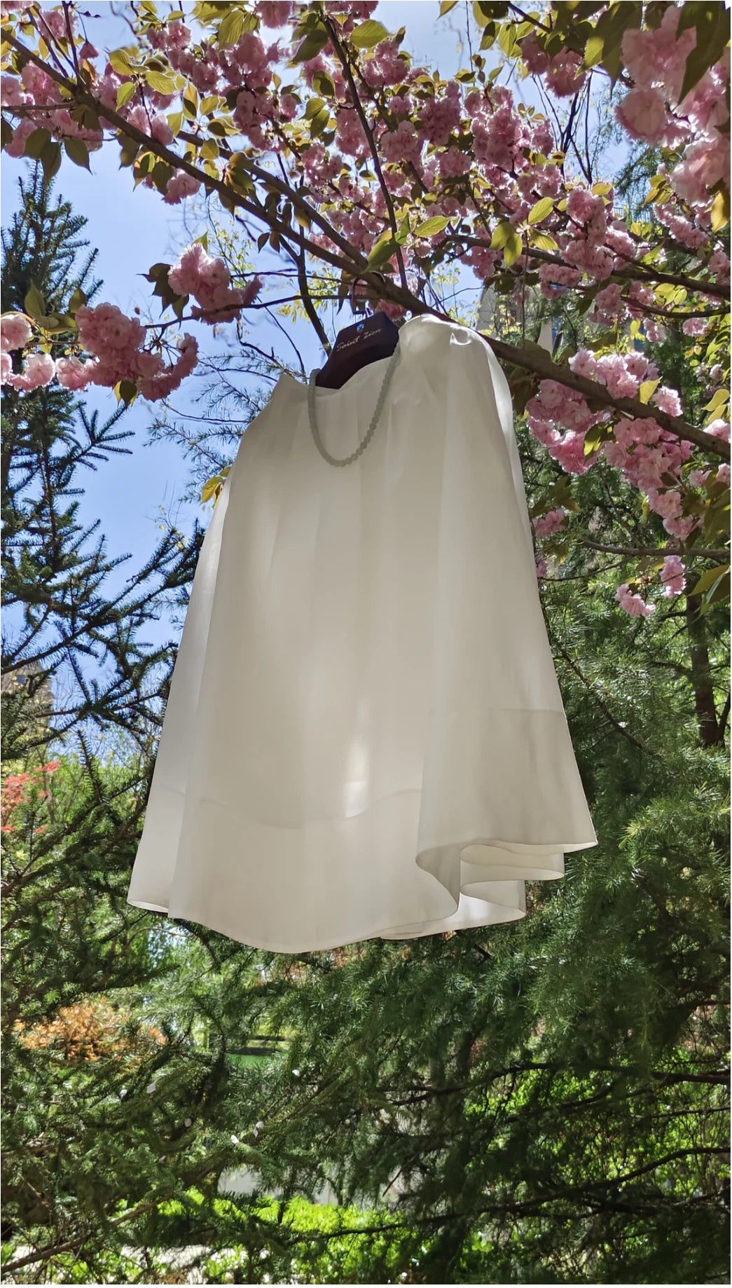 French elegant retro green umbrella skirt, temperament .