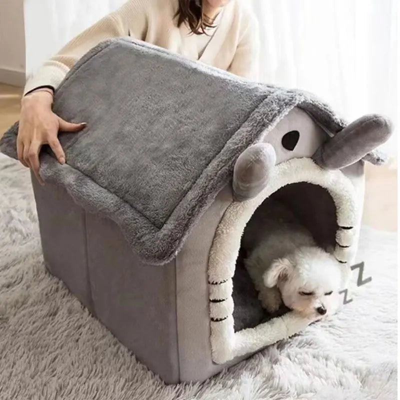 MeFoldable foldable pet house.