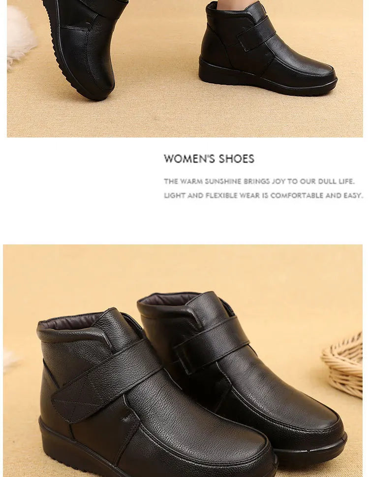Women's Ankle Boots in Genuine Leather with Platform.