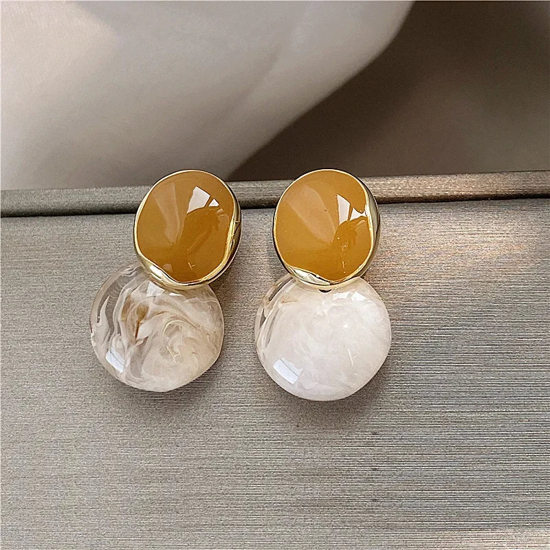 Love Heart Pearl Earrings for Women Fashion Artificial Pearl Round Stud Earrings Elegant Wedding Jewelry Valantine Day Gifts