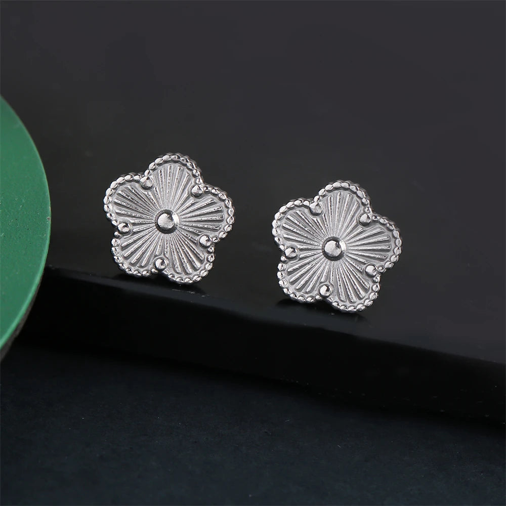 Shining Plum Blossom Plant Five Leaf Plant Single Flower Jewellery Bracelet Necklace Earrings Set Ladies Stainless Steel Clover