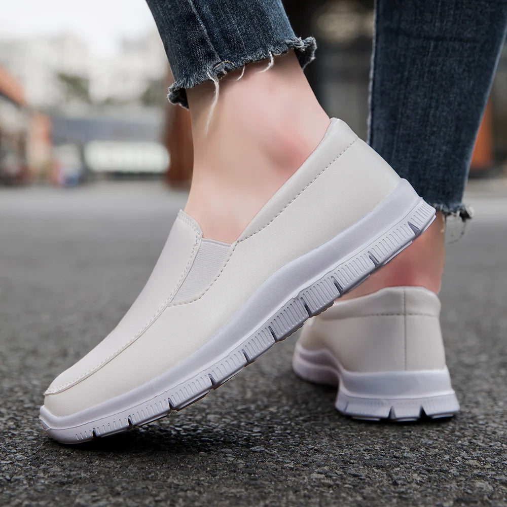 Women's Nurse Shoes.