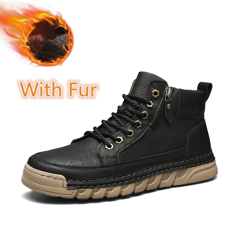 Comfortable men's boots, ideal for hiking and training.