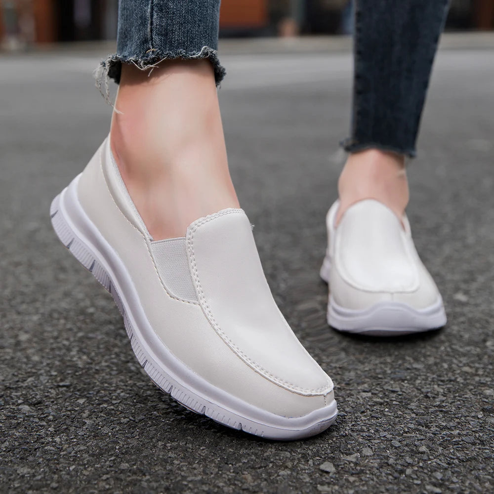 Women's Nurse Shoes.