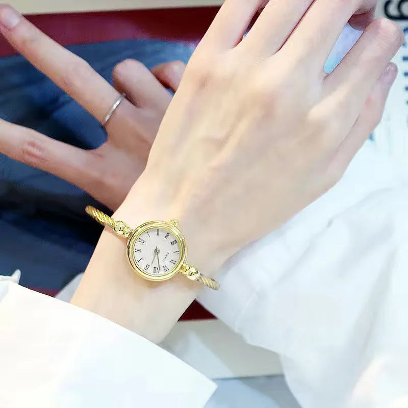 5PCS Women Simple Small Bracelet Watches Stainless Steel Retro Ladies Quartz Wristwatch Fashion Casual Female