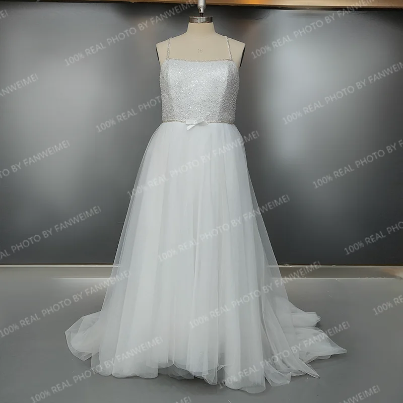 8302#Spaghetti Straps A-Line Bohemian Vintage Vestido De Noiva Sweep Train Sleeveless Lace Backless Wedding Dress Bridal Gown